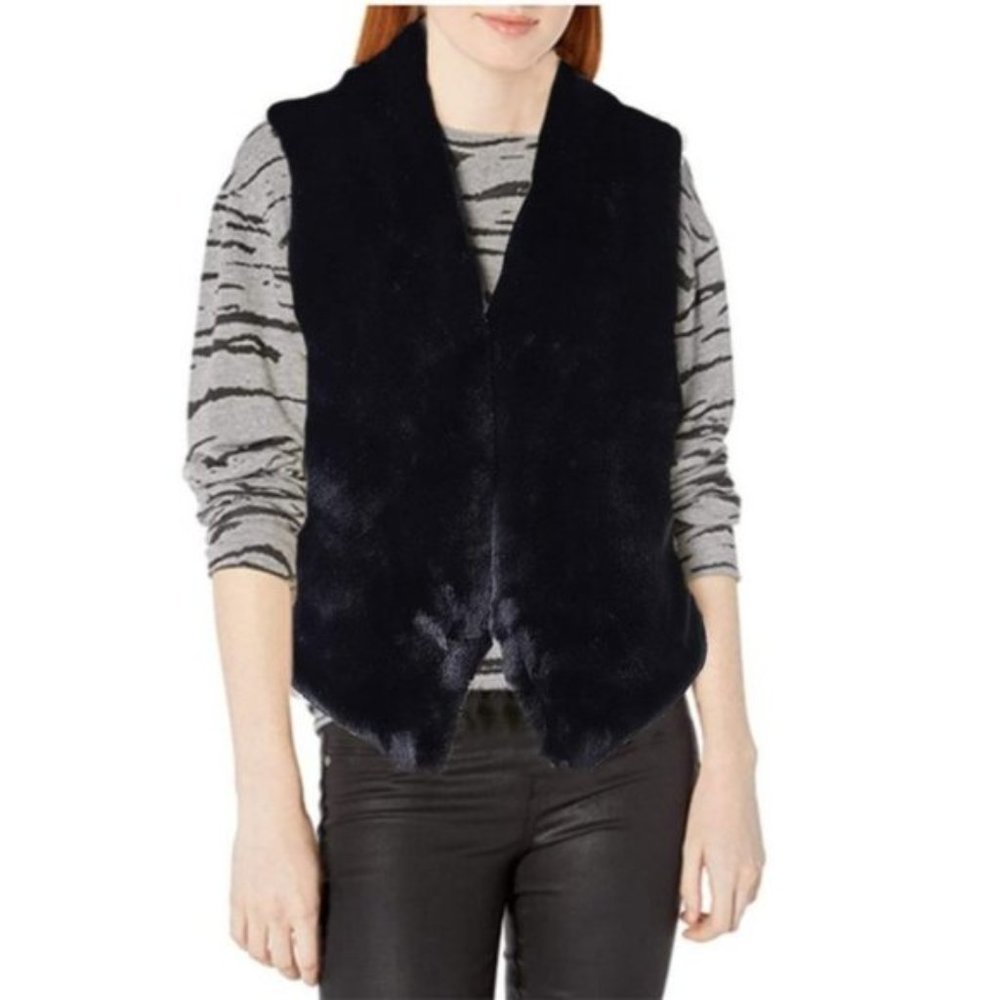 Women's Faux Fur Vest Short Sleeveless Coat Black